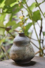 加地学　南蛮焼締　花生