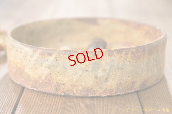 画像2: 馬渡新平　ヒビ粉引き　平鉢６寸