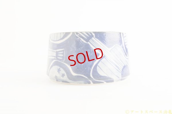 画像4: ヒヅミ峠舎　三浦圭司・三浦アリサ「染付　ギター文スープマグ」