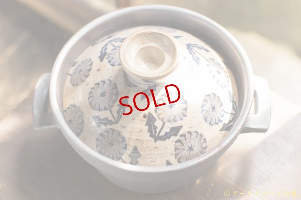 画像3: ヒヅミ峠舎　三浦圭司・三浦アリサ「染付　タンポポ文　土鍋（3合）」