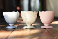 大園篤志　脚付盃　輪花　ブルー／墨貫入／ピンク