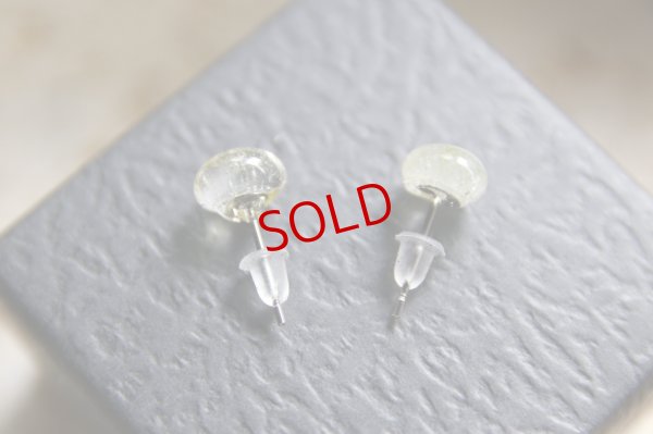 画像3: 白神典大　マスカットオブアレキサンドリア灰　ピアス【アートスペース油亀限定作品】