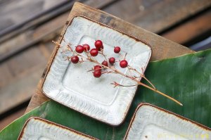 画像: 江口誠基　彫粉引　四方豆皿【アソート作品】