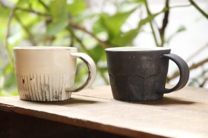 画像: 加藤祥孝　粉引　しのぎ台形マグカップ／鉄釉/粉引　台形面取マグカップ 