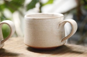 画像: 北側雄一　白砂釉　台形マグ【アソート作品】