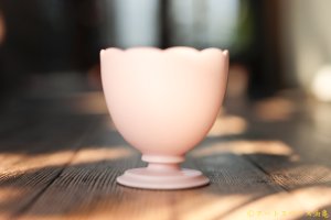 画像: 大園篤志　脚付盃　輪花　ピンク