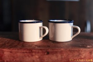 画像: 大園篤志　玉縁マグ　小　白に瑠璃
