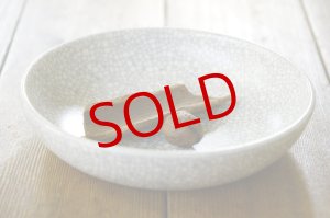 画像: 大園篤志　6寸浅平鉢　墨貫入【アソート作品】