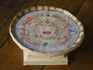 画像: 田川亞希　古代アステカ生贄高台皿