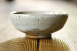 画像: 寺村光輔　藁灰釉　ぐい呑み（薪）