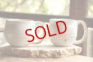 画像: 山本泰三　野粉白マグ