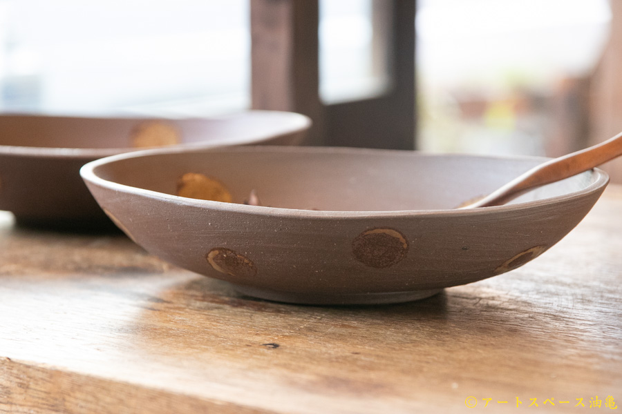 Akatsuki 備前 楕円カレー皿 ドット －作家もの陶器・うつわ・アートの 