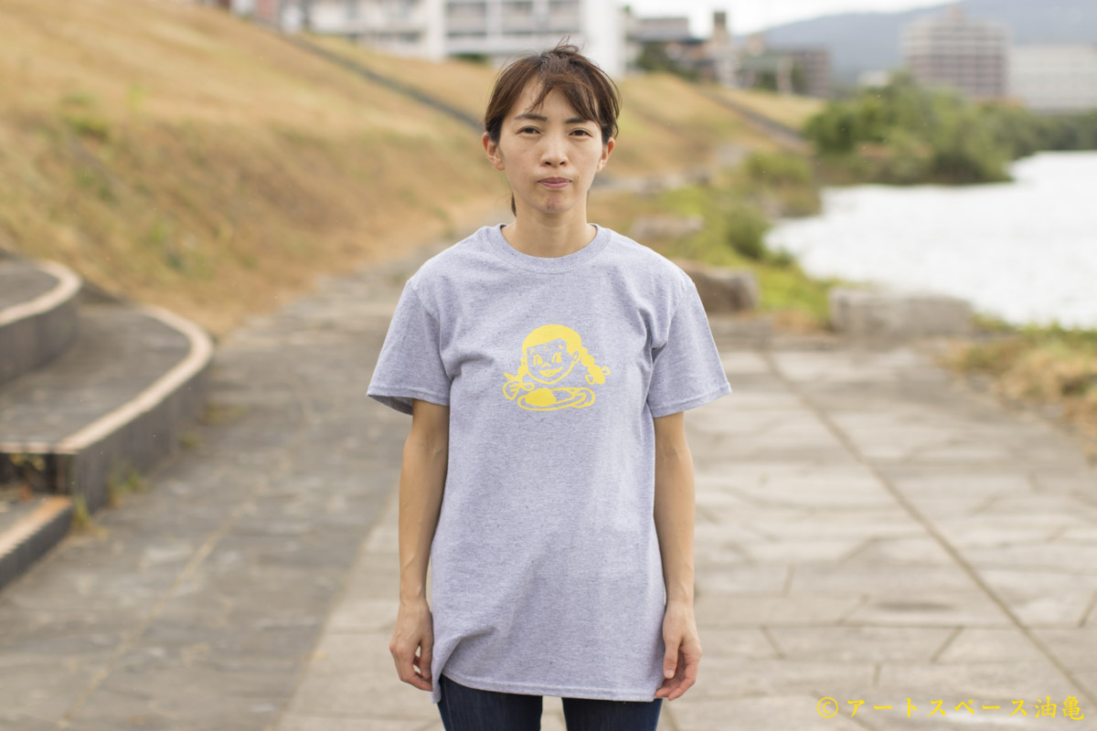 画像2: カレーちゃん家　カレー大好きガールTee（GREY）【レターパック対応商品】 (2)