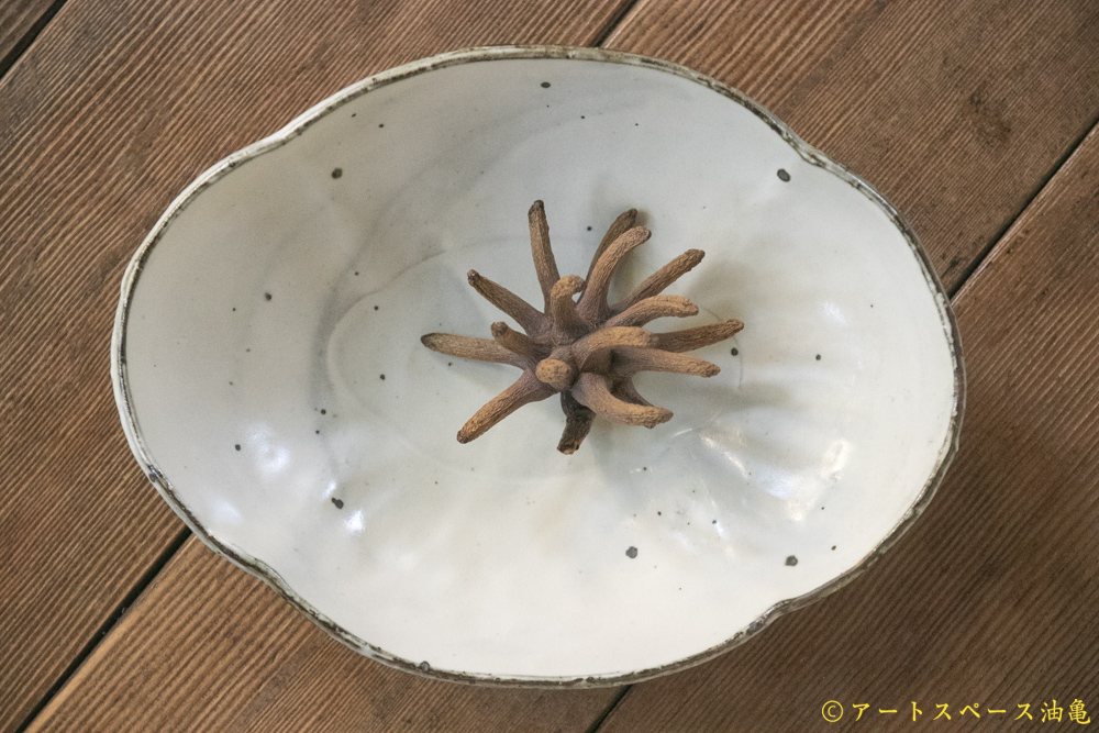 画像2: 加藤祥孝　粉引　6.5寸木瓜鉢 (2)