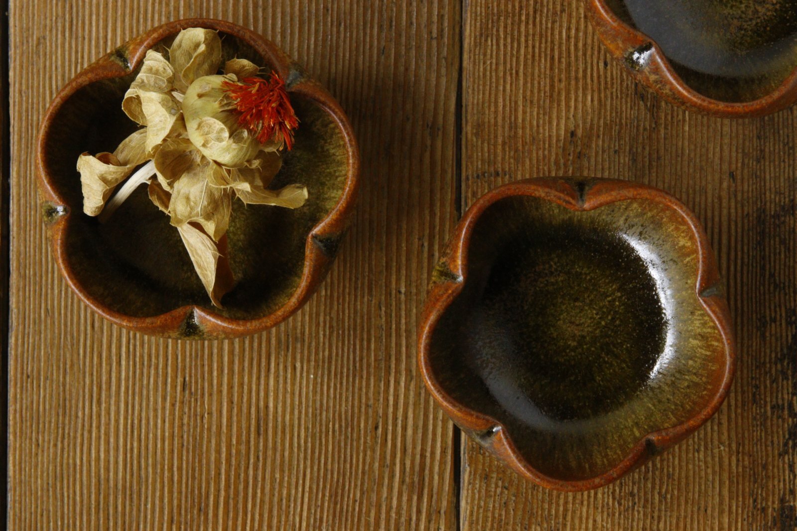画像1: 北側雄一　窯変蕎麦釉　輪花豆鉢【アソート作品】 (1)