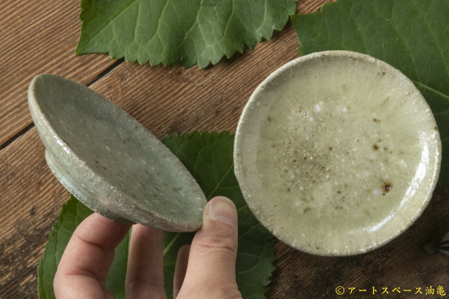 画像2: 三好敦子　灰釉　豆皿 (2)