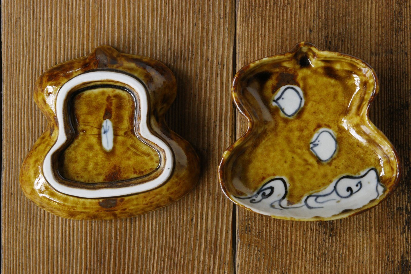画像3: 柳川謙治　飴釉　波千鳥瓢　豆皿【アソート作品】 (3)